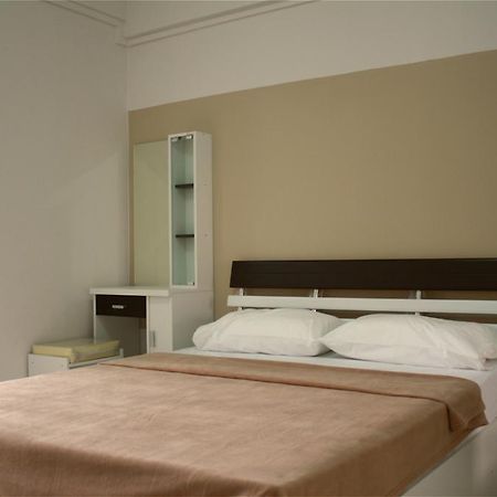 Baanbudsarin Apartment Sing Buri Esterno foto