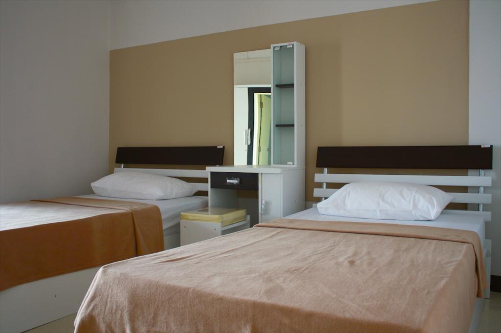 Baanbudsarin Apartment Sing Buri Esterno foto