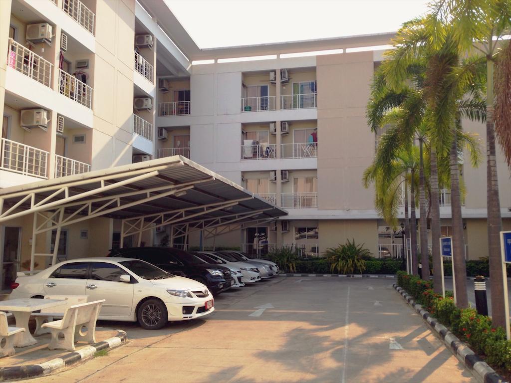 Baanbudsarin Apartment Sing Buri Esterno foto