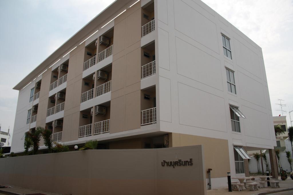 Baanbudsarin Apartment Sing Buri Esterno foto